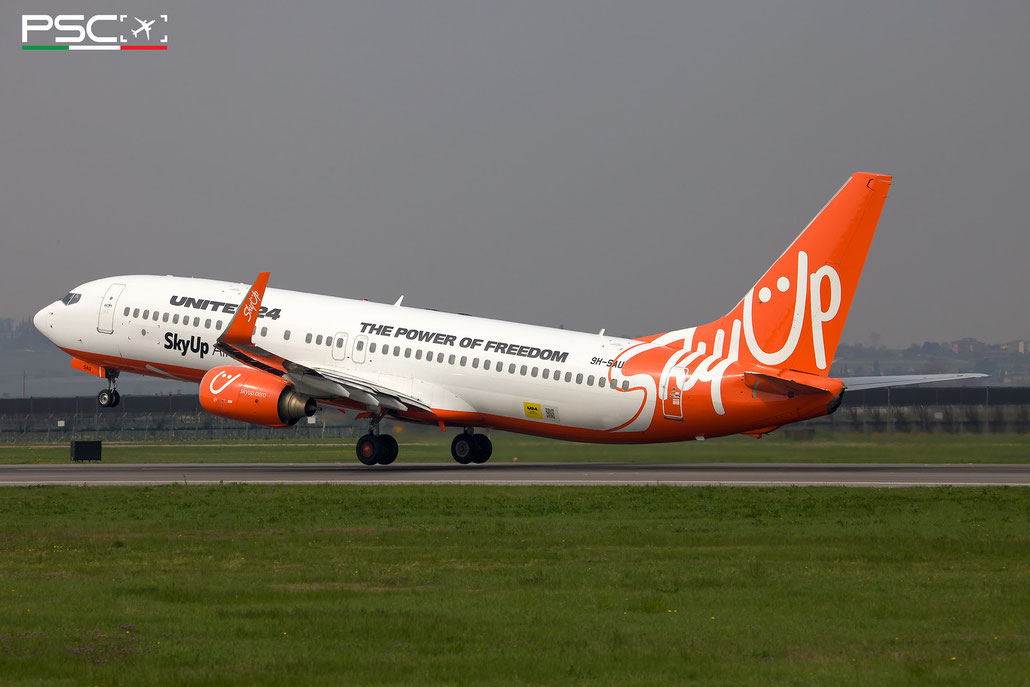 9H-SAU B737-8KN 40249/3720 SkyUp Malta @ Aeroporto di Verona 03 2024 © Piti Spotter Club Verona