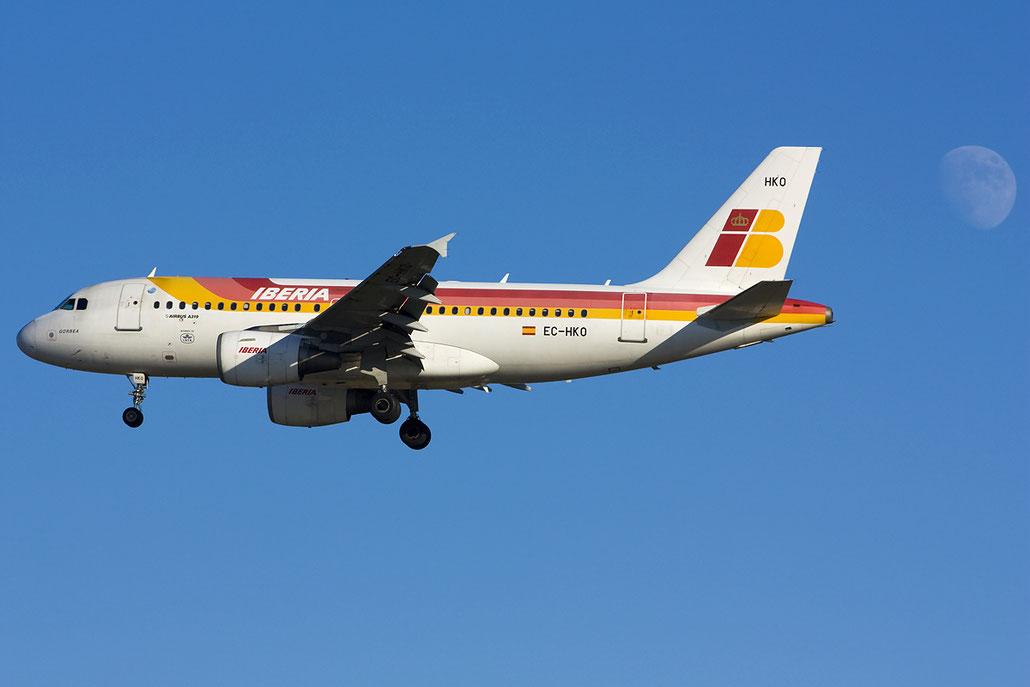 EC-HKO A319-111 1362 Iberia Líneas Aéreas de España @ Venezia Airport 27.08.2012 © Piti Spotter Club Verona