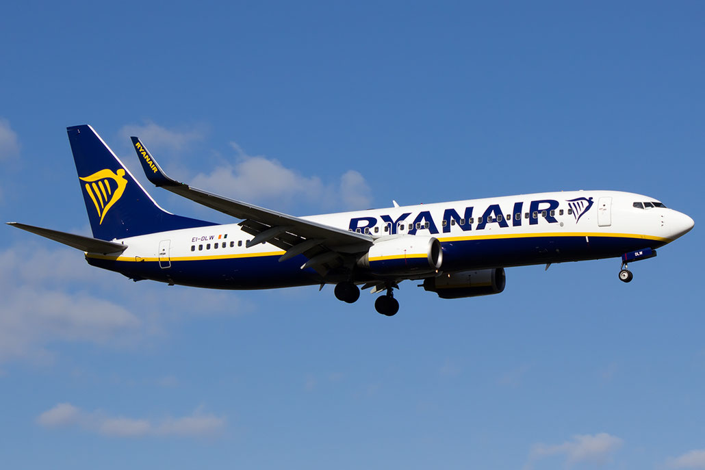 EI-DLW B737-8AS 33599/2078 Ryanair @ Bologna Airport 16.02.2016 © Piti Spotter Club Verona