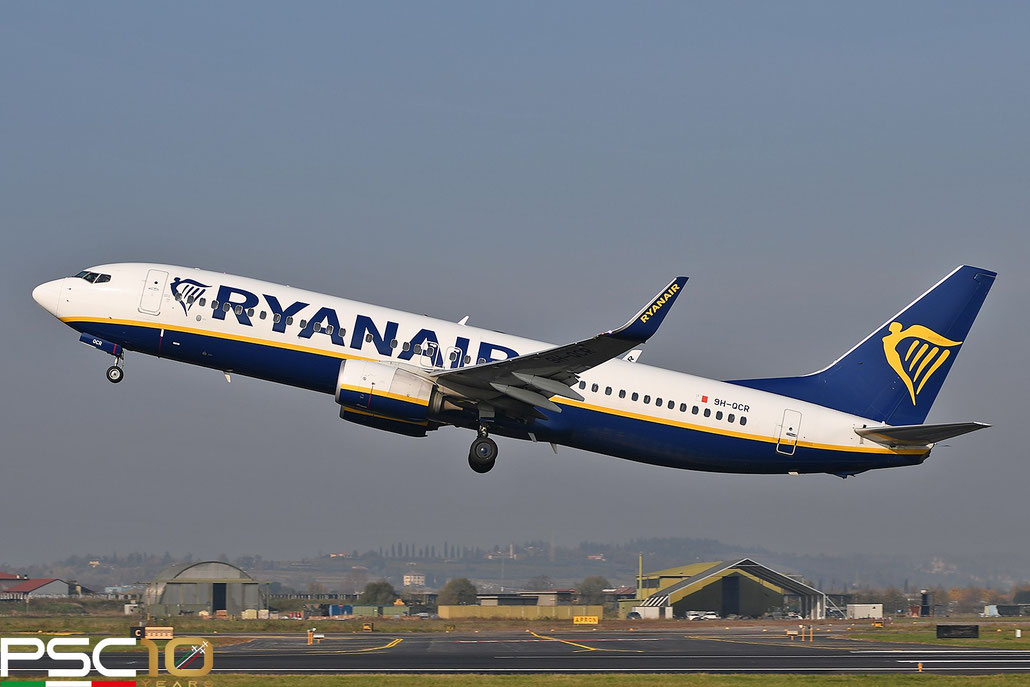 9H-QCR  B737-8AS  44741/5891  Malta Air  @ Aeroporto di Verona 11.2021 © Piti Spotter Club Verona