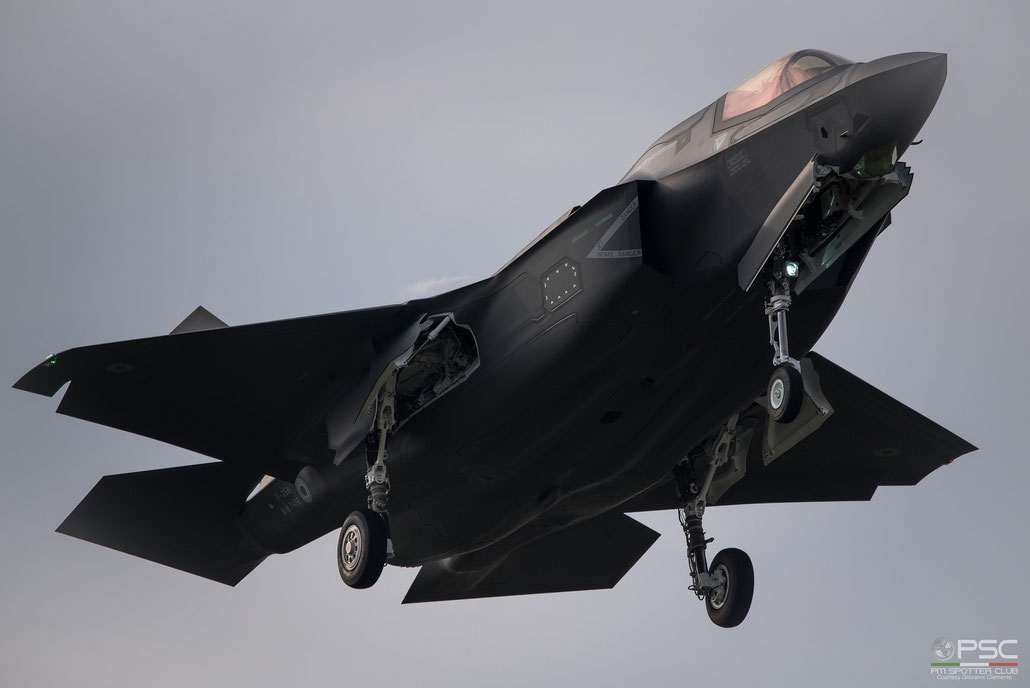 BL-2 F-35B MM7452 4-02 Courtesy G. Clemente