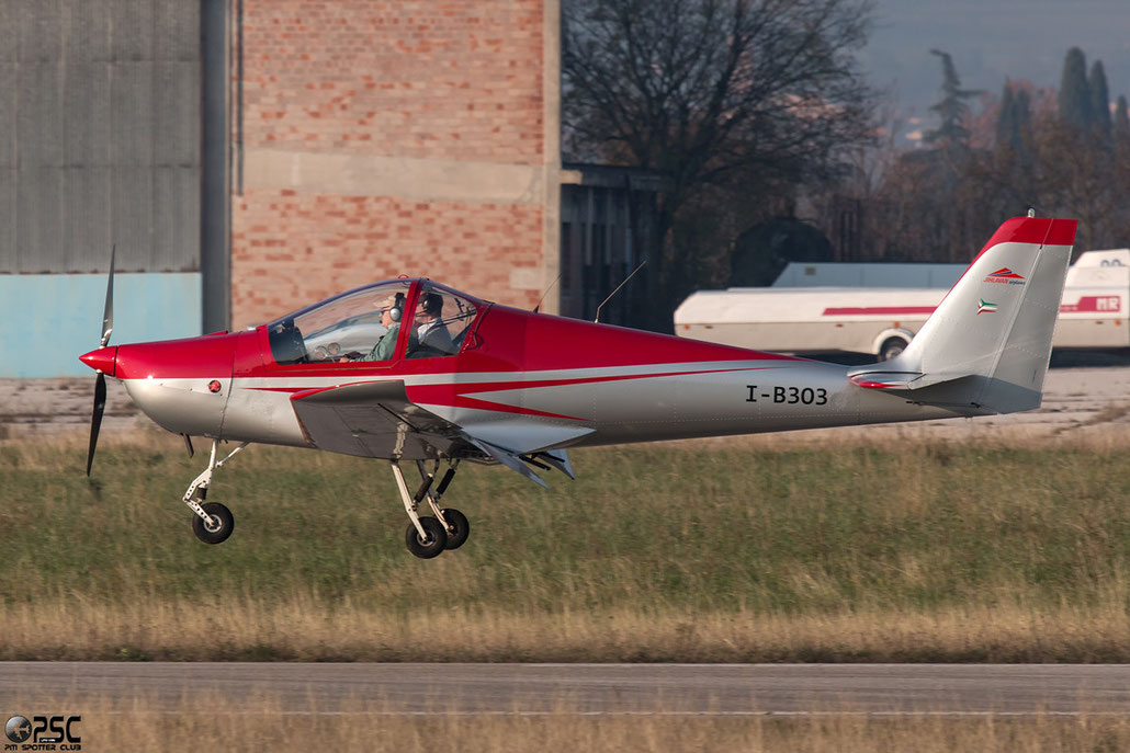 I-B303 - Skyleader 200 - @ Aeroporto Verona Boscomantico © Piti Spotter Club Verona