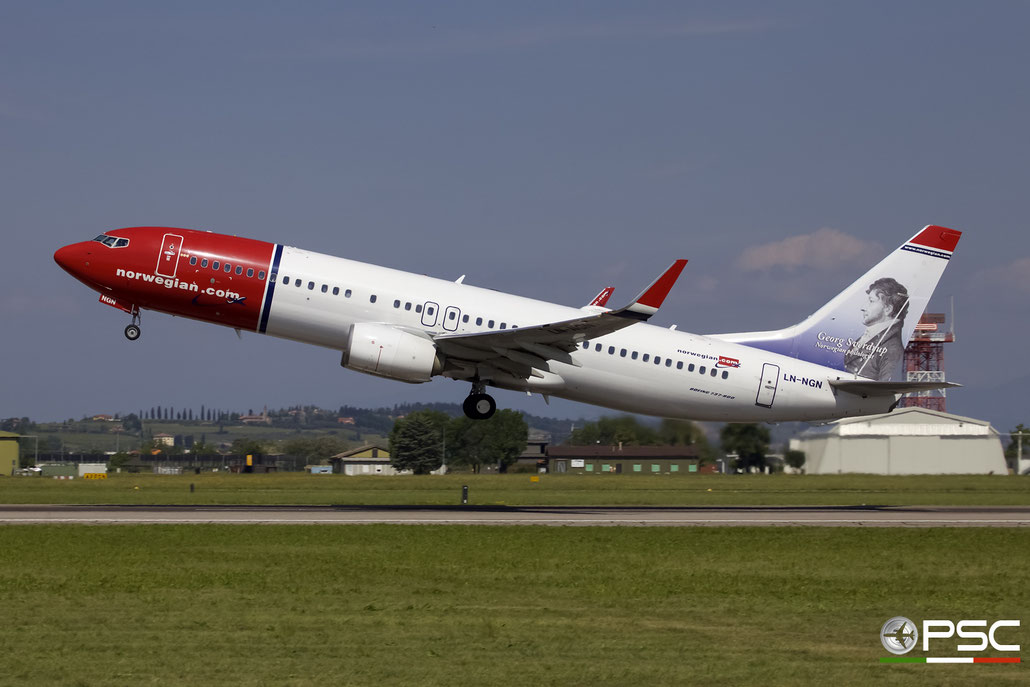 LN-NGN B737-8JP 39025/4652 Norwegian @ Aeroporto di Verona 30.04.2017  © Piti Spotter Club Verona