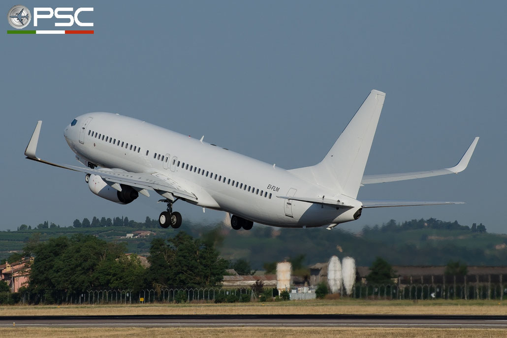 EI-FLM  B737-85F  30571/936  Meridiana @ Aeroporto di Verona © Piti Spotter Club Verona 
