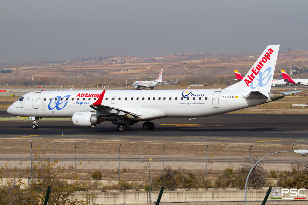 EC-LLR ERJ195LR 19000452 Air Europa Express @ Madrid Airport 23.11.2017 © Piti Spotter Club Verona