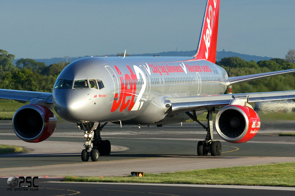 G-LSAB B757-27B 24136/169 Jet2 @ Manchester Airport 13.05.2014  © Piti Spotter Club Verona