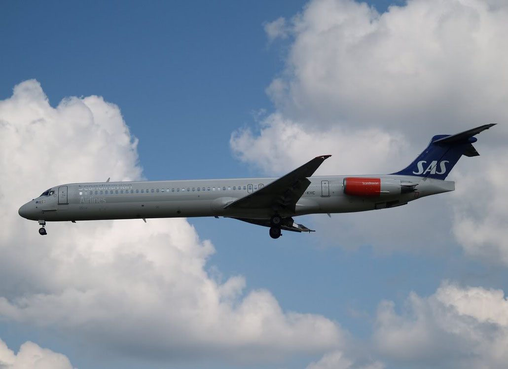 OY-KHC MD-82 49436/1303 SAS Scandinavian Airlines - Scandinavian Airlines System @ London Heathrow Airport 08.2007 © Piti Spotter Club Verona