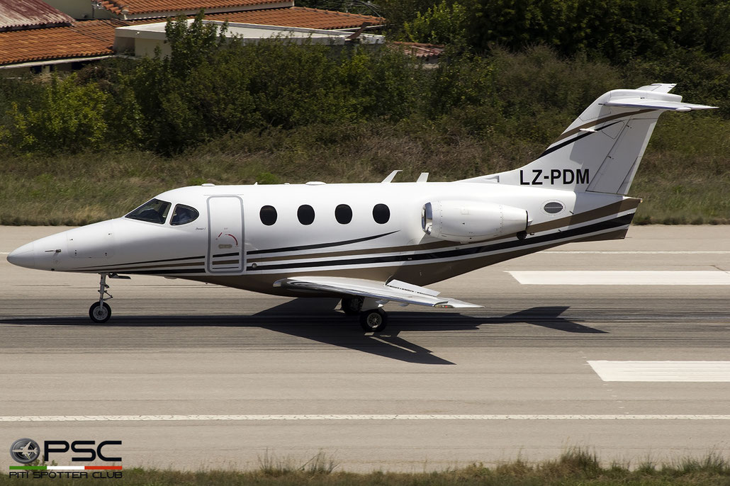 LZ-PDM Raytheon 390 RB-125 Top Jets @ Skiathos Airport 07.2017 © Piti Spotter Club Verona