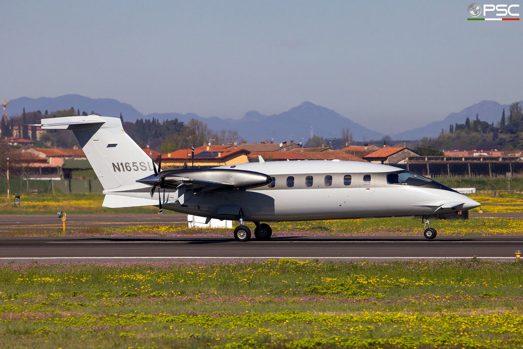 N165SL P180 1135 TVPX Aircraft Solutions @ Aeroporto di Verona 03.2023  © Piti Spotter Club Verona