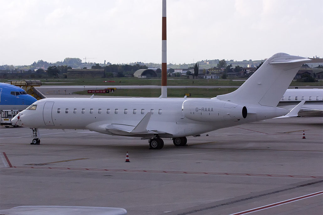 G-RAAA Global Express XRS 9423 TAG Aviation (UK) Ltd. @ Aeroporto di Verona © Piti Spotter Club Verona