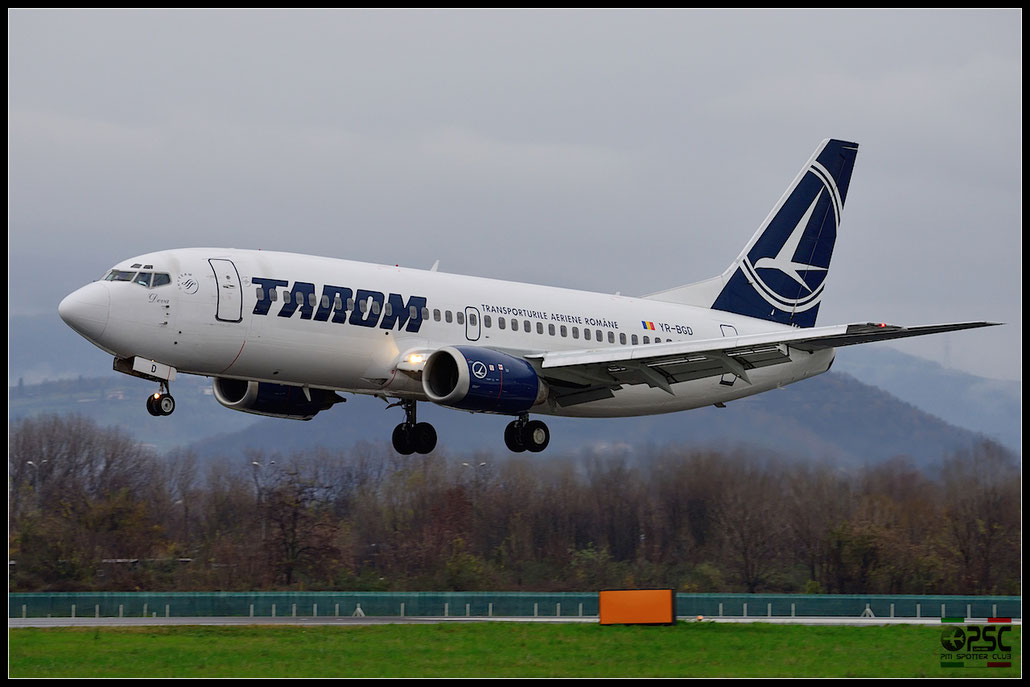 YR-BGD B737-38J 27182/2663 TAROM - Transporturile Aeriene Romane @ Bergamo Airport 07.12.2014 © Piti Spotter Club Verona