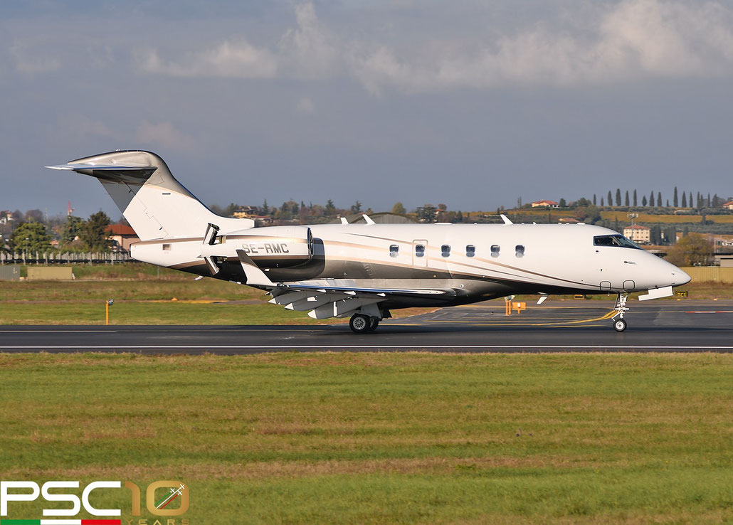 SE-RMC  CL-300  20169  Svenskt Industriflyg AB  @ Aeroporto di Verona 11.2021 © Piti Spotter Club Verona