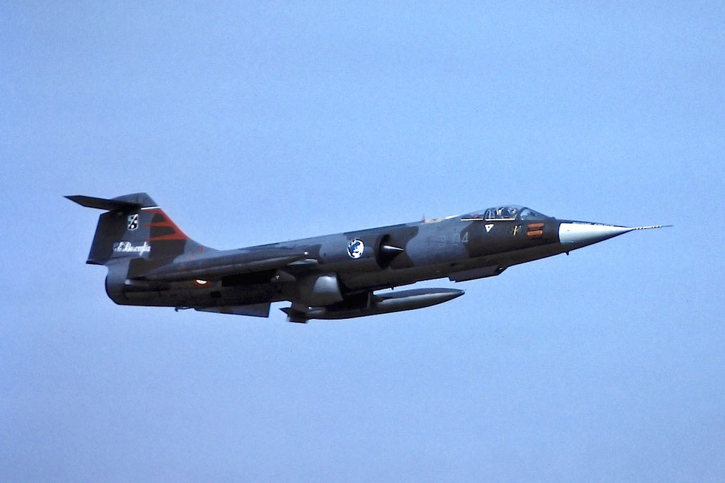 Gli F-104 del Terzo Stormo: 3-04 -  @ Aeroporto di Verona   © Piti Spotter Club Verona