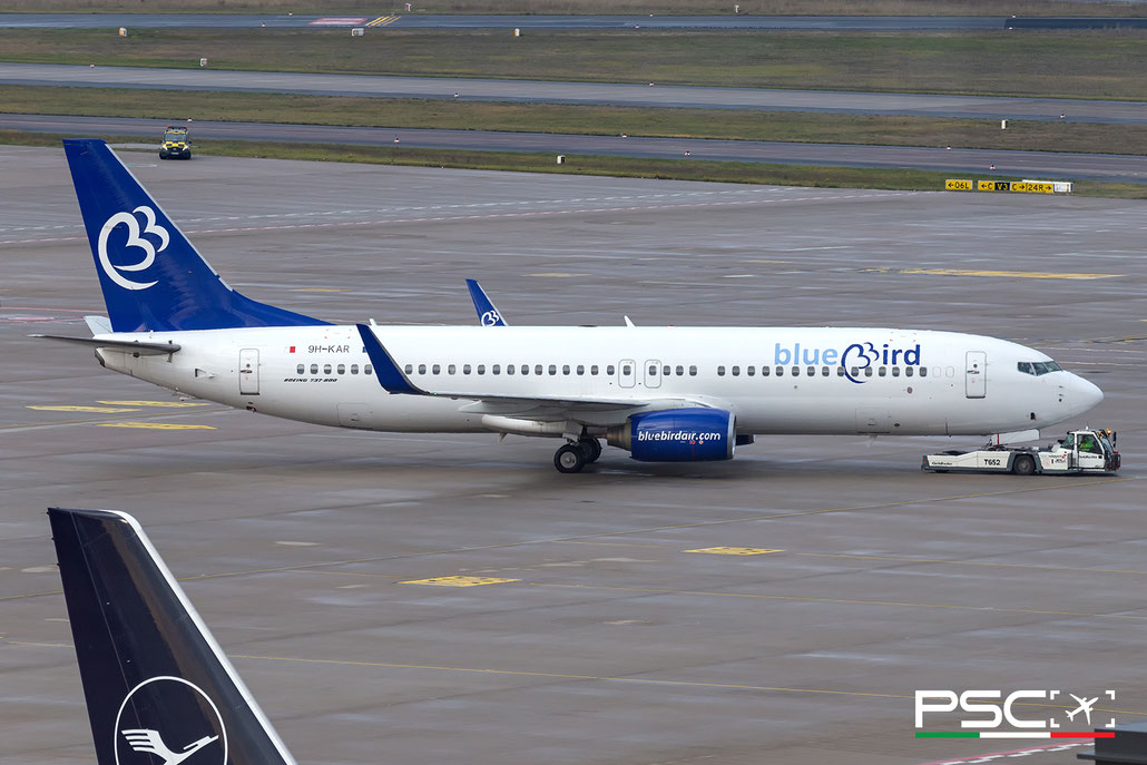 9H-KAR Boeing 737-86J 36884 3732 cfm56-7B26E  Bluebird Airways (Avolon Aerospace) 2011 @ Cologne-Bonn CGN 01 2025 e © Piti Spotter Club Verona