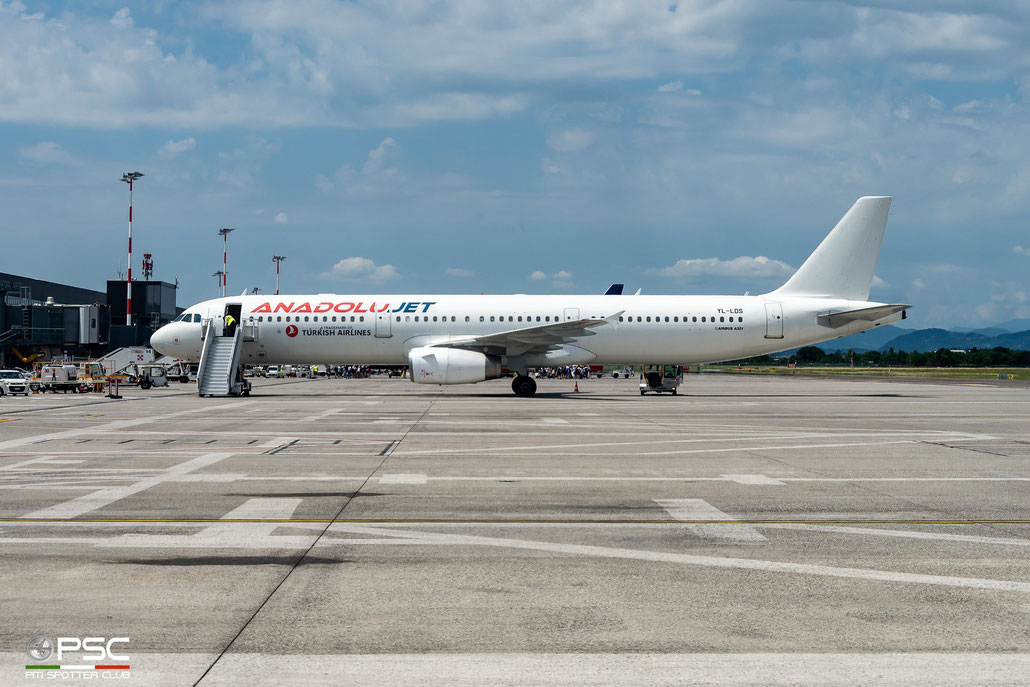 YL-LDS A321-231 5074 SmartLynx @ Bergamo 08.2023 © Piti Spotter Club Verona