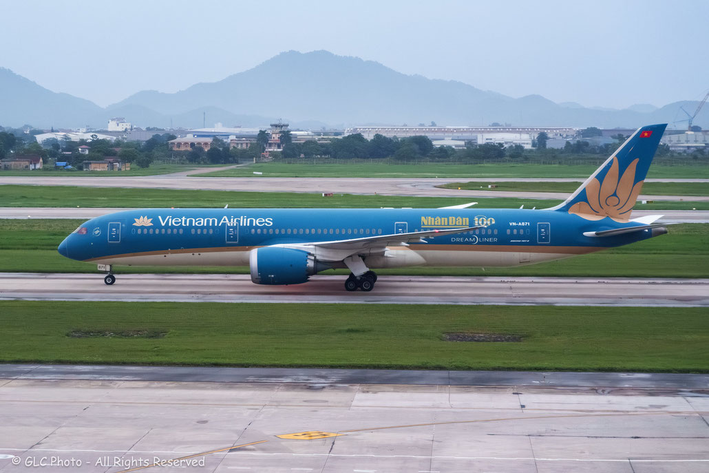 VN-A871 Boeing 787-9 39290 555 GeNX-1B  Vietnam Airlines 2017 @ Hanoi  07 2025 © Piti Spotter Club Verona