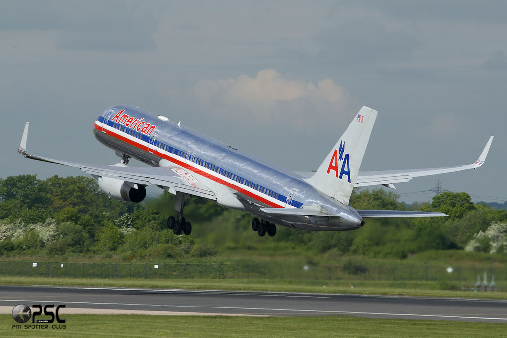 N185AN B757-223 32379/962 American Airlines @ Manchester Airport 13.05.2014 © Piti Spotter Club Verona