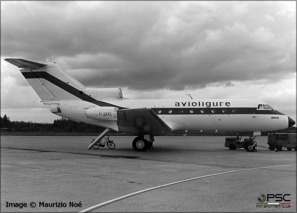 I-JAKI Yakovlev Yak-40EC 9141518 18-15 AI-25  Avioligure 1971 @ Milano Malpensa © collezione Maurizio Noè - Piti Spotter Club Verona