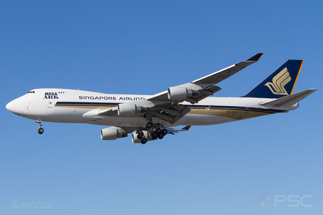 9V-SFJ B747-412F 26559/1285 Singapore Airlines Cargo @ London Heathrow Airport 2010 © Piti Spotter Club Verona