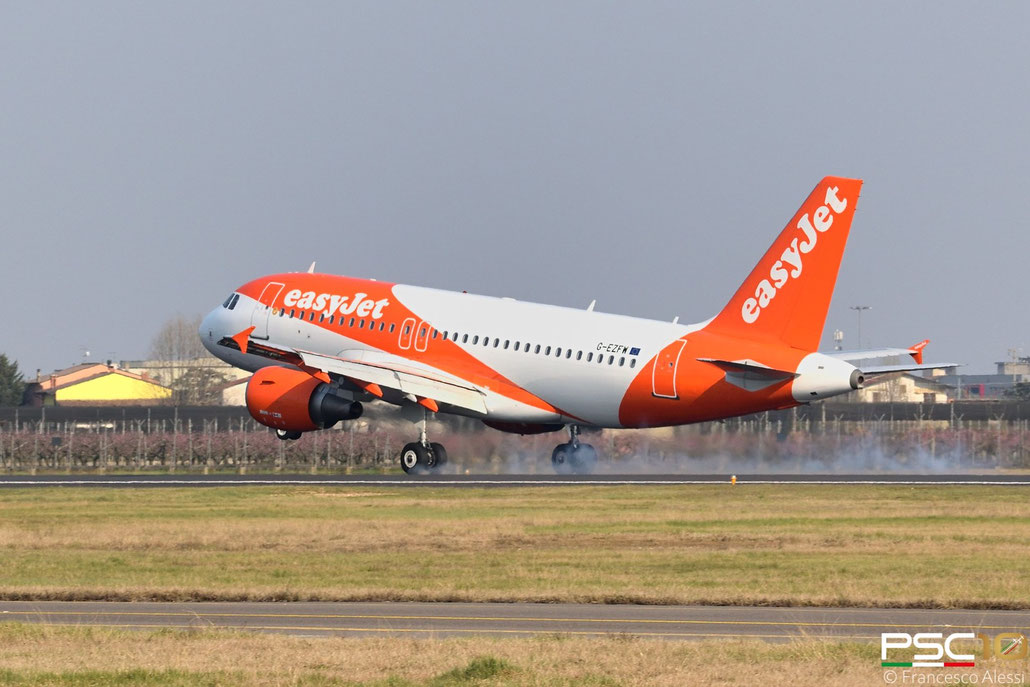 G-EZFW  A319-111  4380  easyJet  @ Aeroporto di Verona  03 2022 © Piti Spotter Club Verona