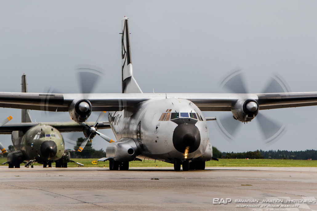 Transall C-160D 51+01 60th Anniversary c/s short prior taxing to the Active Runway / ETSA 12.Sep.17 