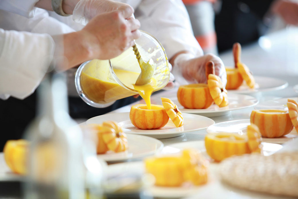 Organiser un Enterrement de Vie de Jeune Fille ou Garçon - Autour de la cuisine - Crédit photo : Tous droits réservés