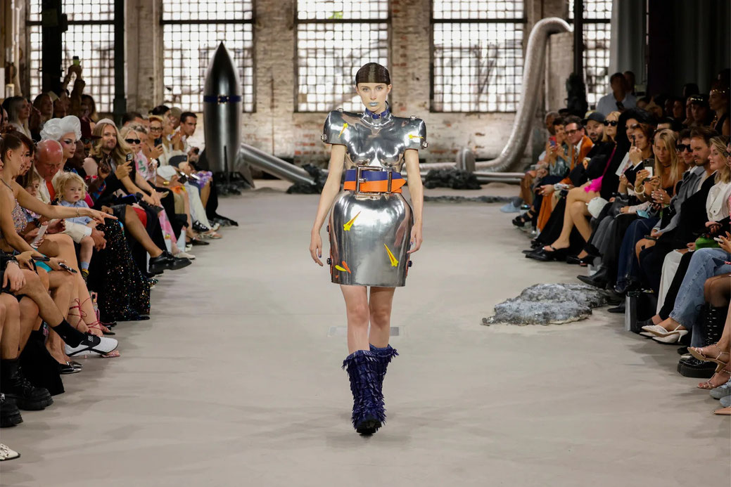 CS Electrolytes X Marina Hoermanseder 5 By Isa Foltin