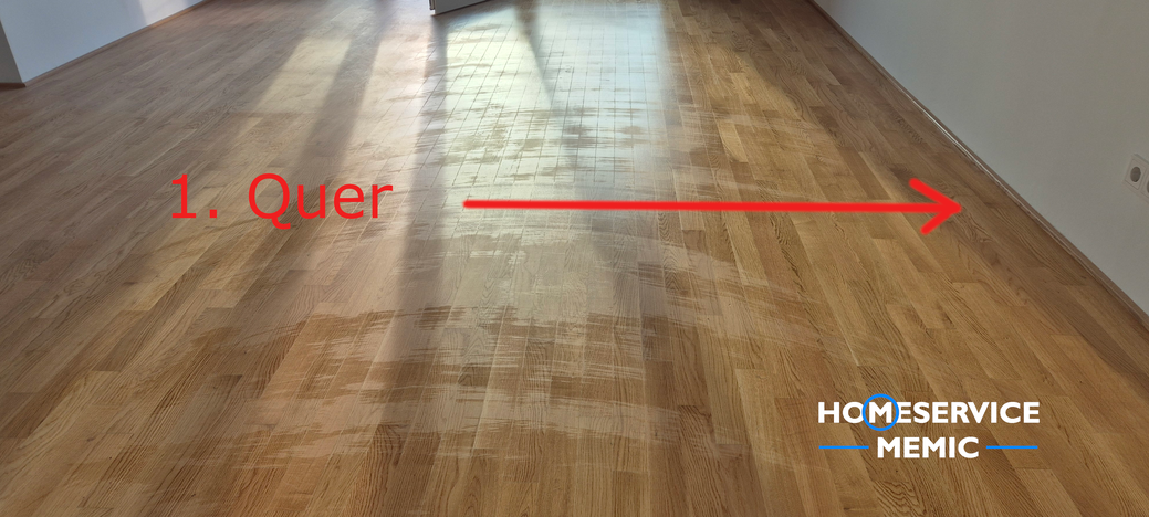 Holzboden quer reinigen