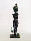 Sculptures en bronze, FDB, artiste italienne mexico, femme en bronze, grenouille, héron, sculpture nu feminin, originale, galerie d'art Monaco, sculpture en bronze sur le theme des marecages