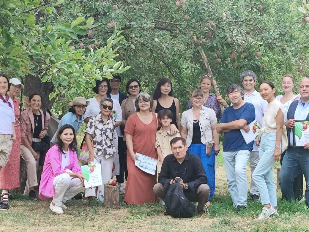 ALMA KIKA - Painting against Forgetting August 2025 Workshop and Lecture in the Botanical Garden Almaty