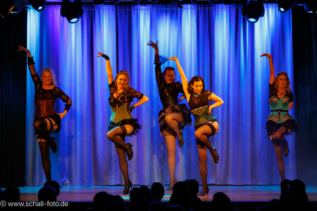 Burlesque Showgirl Kurs Workshop Unterricht lernen München Bayern Deutschland