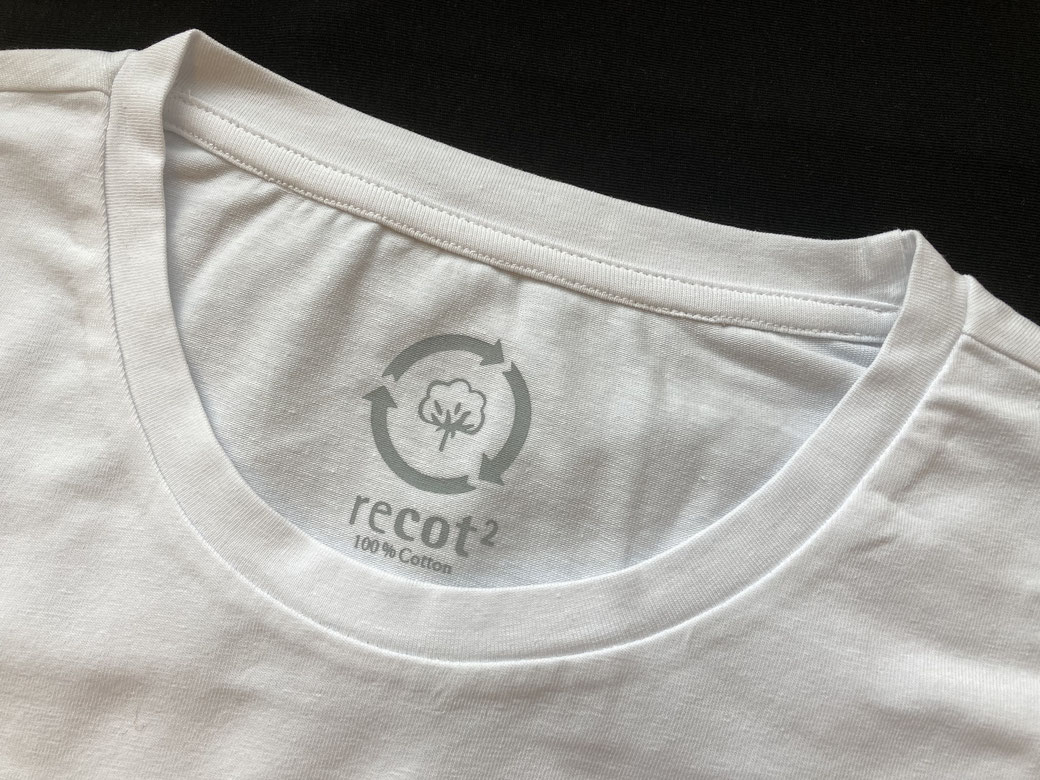 T-Shirt aus recot-Baumwollgarn von Gebr. Otto.