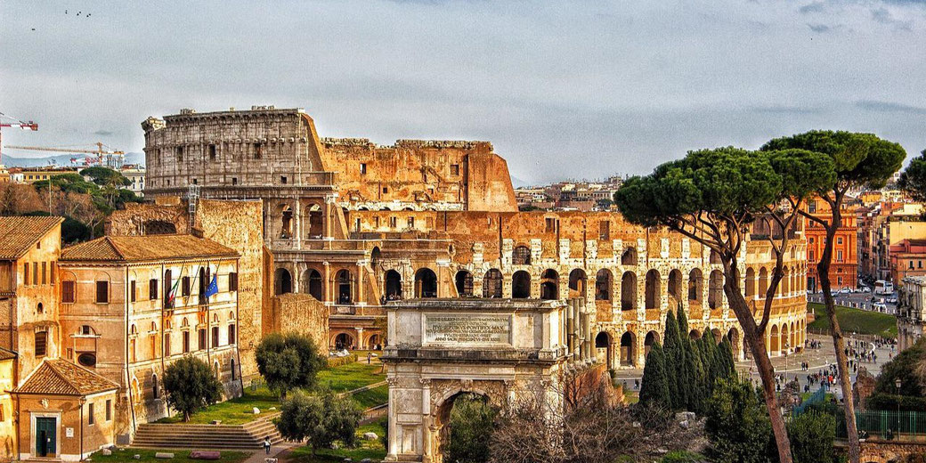 Source: https://pixabay.com/photos/colosseum-rome-city-roman-coliseum-2030643/