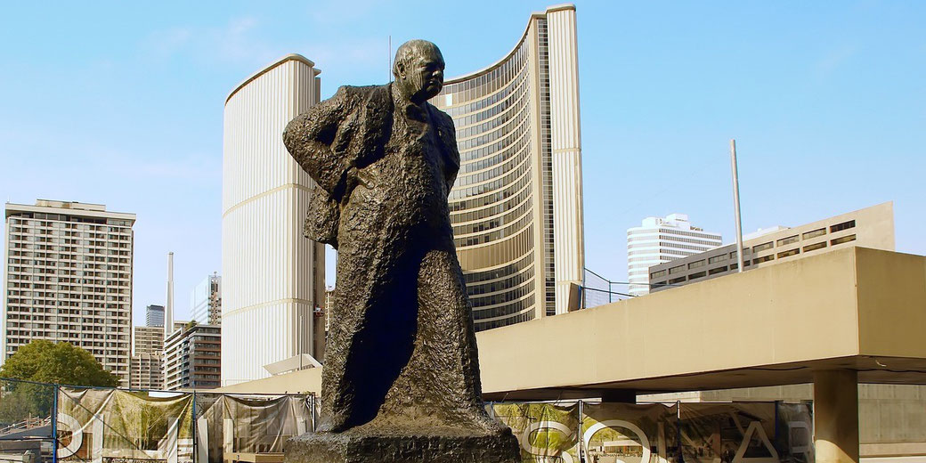 Statue of Winston Churchill in Toronto