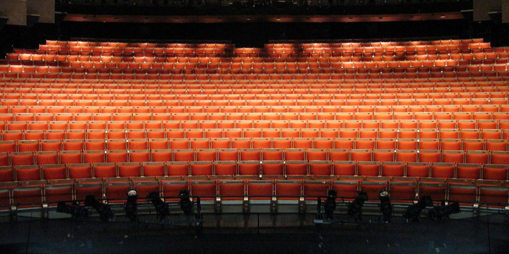 Source: https://pixabay.com/photos/theater-theatre-sydney-opera-house-2944087/