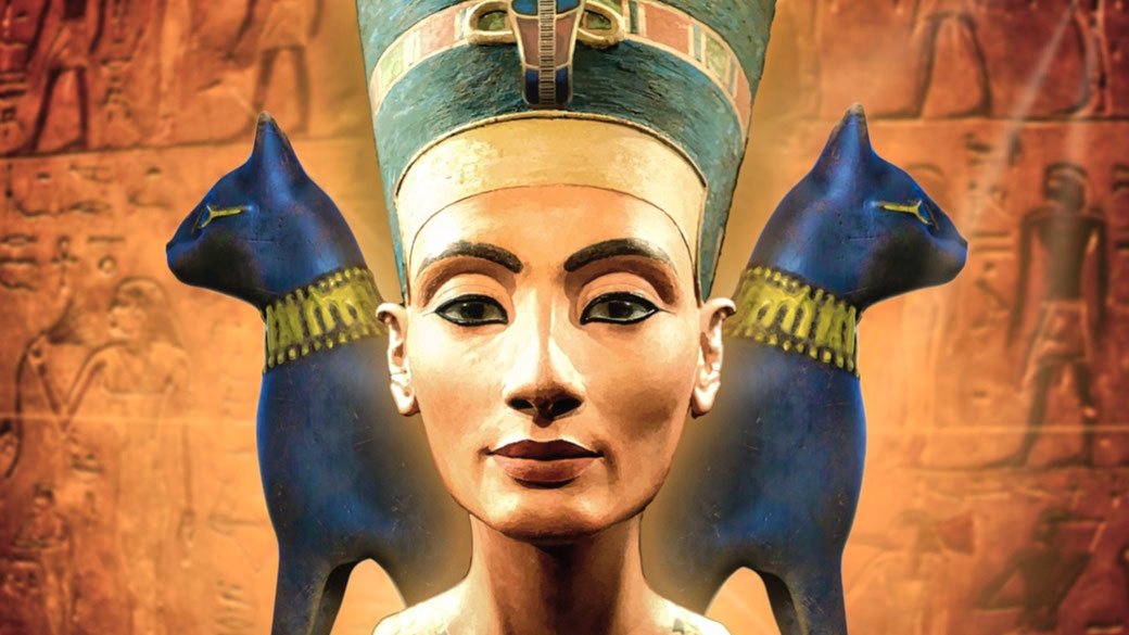 Statue of Nefertiti with cats