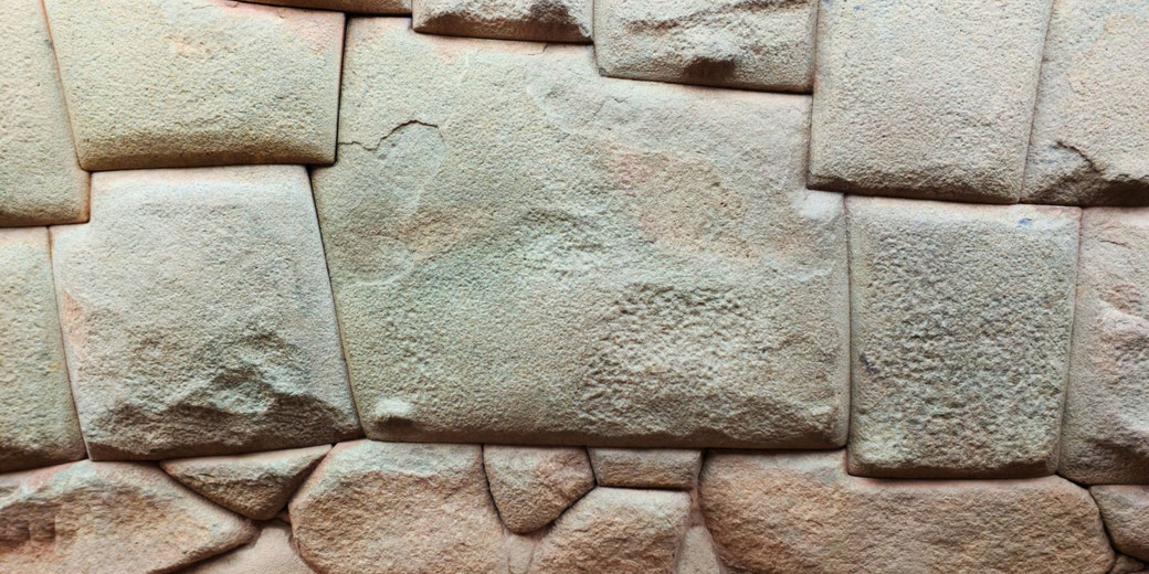 The Twelve Angled Stone in Cusco, an example of Inca masonry with precisely cut stones that fit together without mortar.