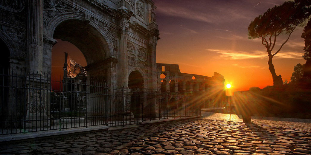 Sunset at the Colosseum and the Arch of Constantine