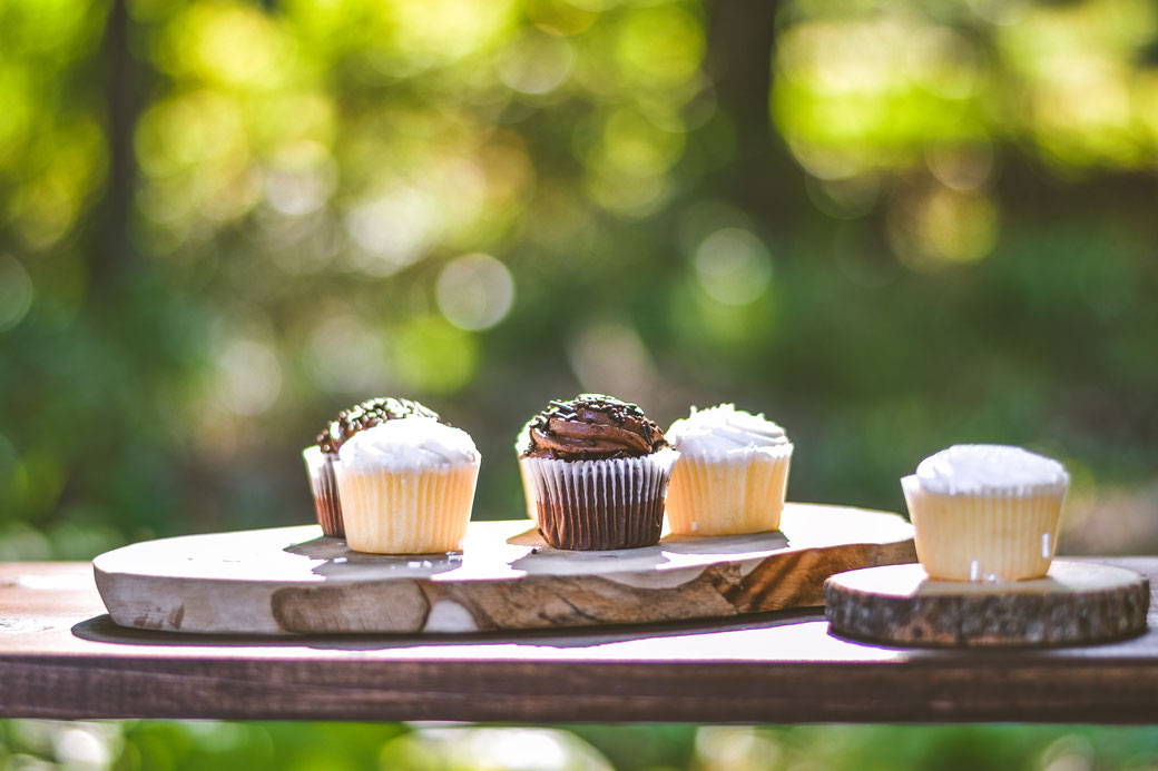 Cupcakes, Kuchen, Muffins, Natur, Holz