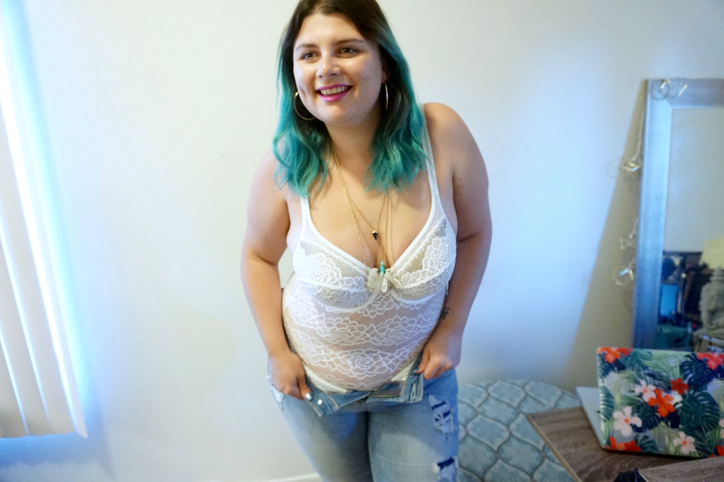 BLOG MODE GRANDE TAILLE LINGERIE JEANS ROBE FASHION CHICWITHCURVES LOS ANGELES MARSEILLE FRANCE