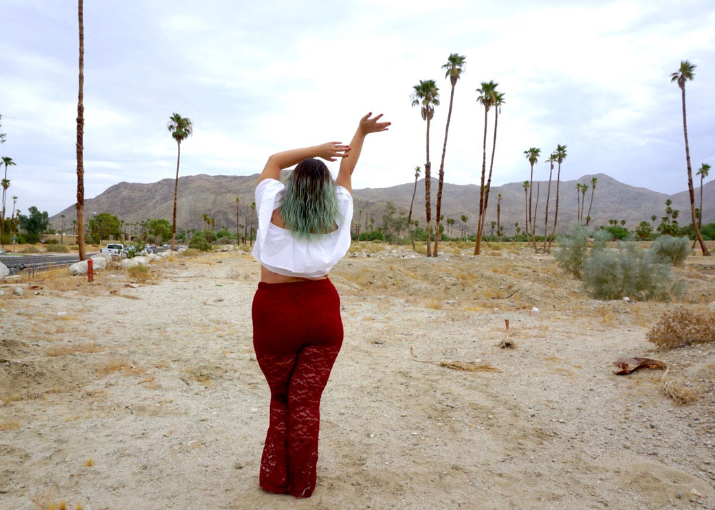 BLOG MODE GRANDE TAILLE CHICWITHCURVES LOS ANGELES MARSEILLE FRANCE ROBE MOULANTE LOVESICK