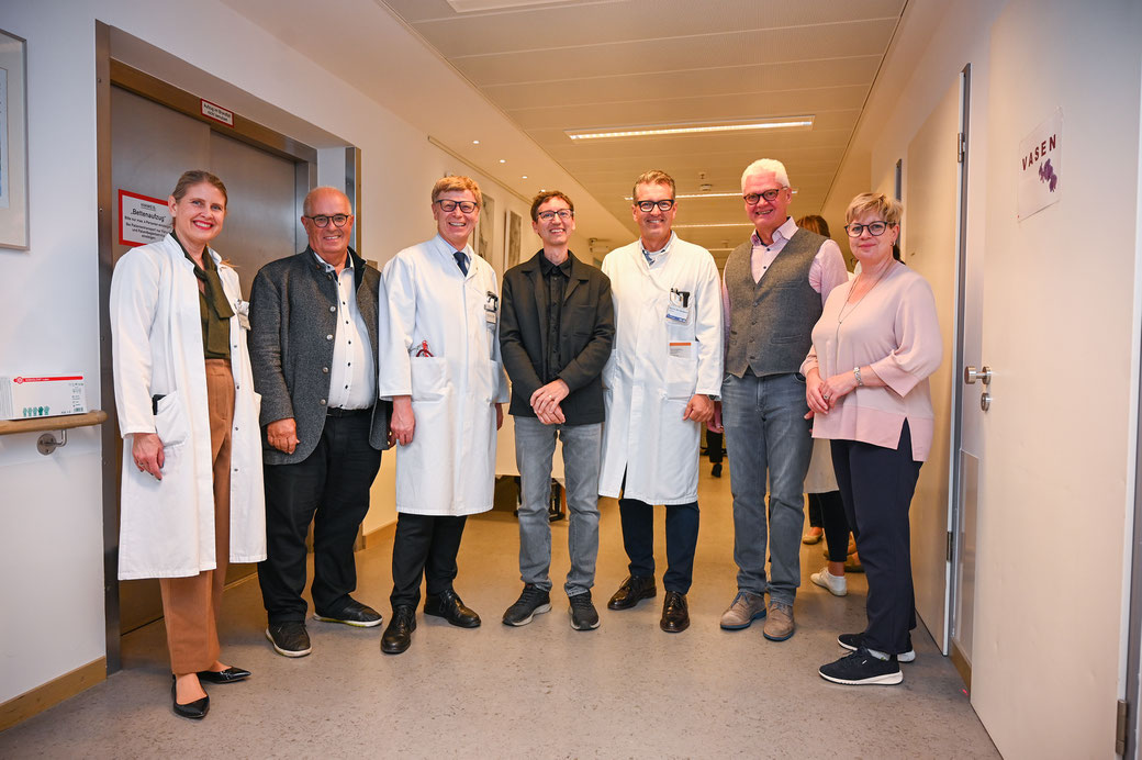 v.l.n.r.: Dr. Nadine Westphal, Herr Richard Quaas, Univ.-Prof. Dr. Helmut Friess, Herr Paul Raas, Herr Prof. Dr. Marc E. Martignoni, Wolfgang Bär, Frau Silke Großmann