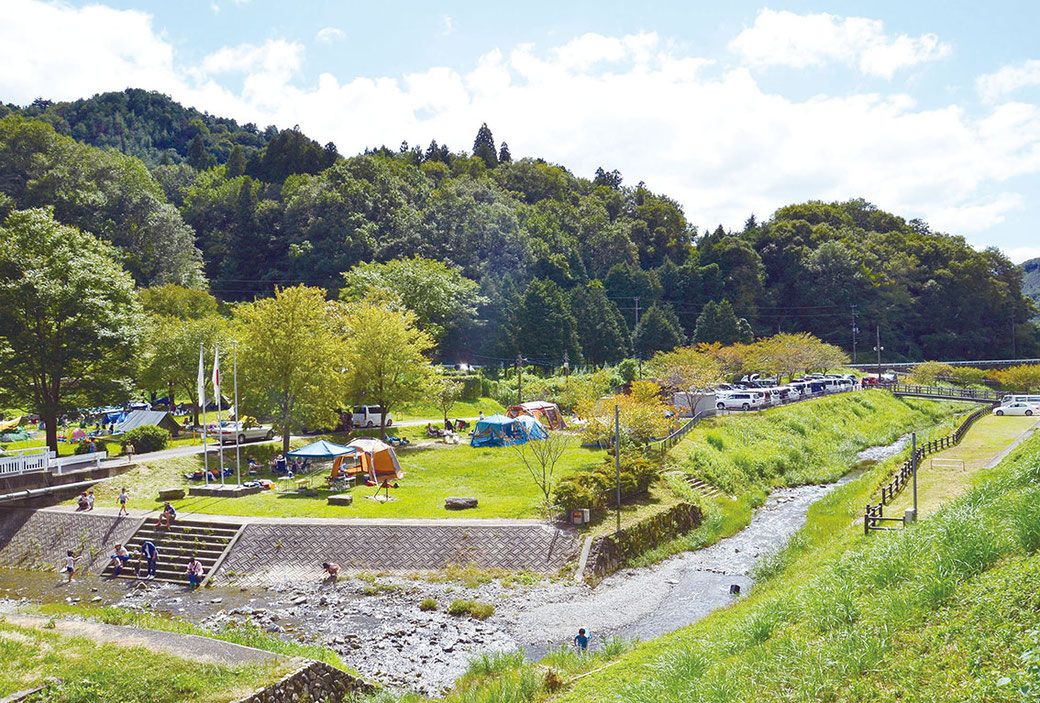 知明湖キャンプ場　川西市