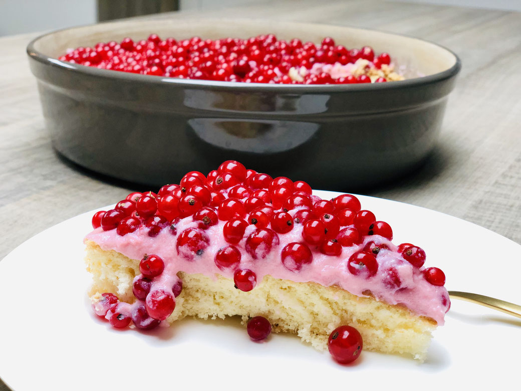 Johannisbeeren Kuchen aus der runden Kuchenform von Pamperdchef