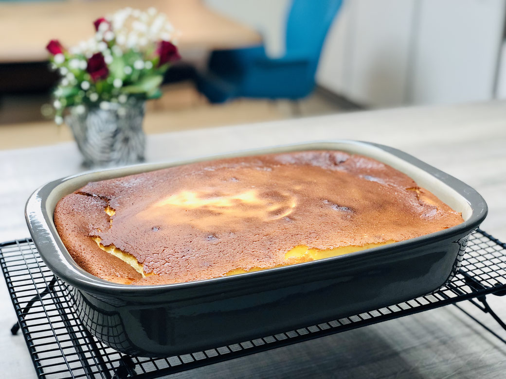 Käsekuchen Rezept ohne Boden. Lecker und fluffig und der Hit auf jeder Kaffeetafel