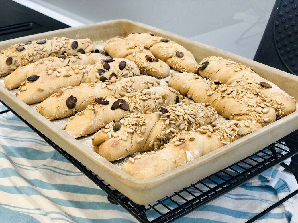 Übernacht Brötchen - Knusperstangen, gebacken auf dem großen Ofenzauberer von Pampered Chef®