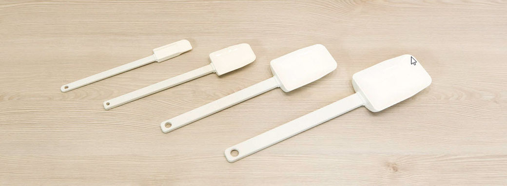 #Pamperedchef-Mix´n Scraper  #scraper Sie werden diese unverwüstlichen Silikonschaber (temperaturstabil bis 343 °C) lieben! Griff (temperaturstabil bis 230 °C) und Schaber sind fest miteinander vergossen. Spülmaschninenfest. 