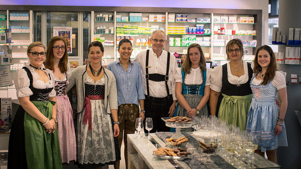 30 Jahre Kastanien Apotheke: das Team