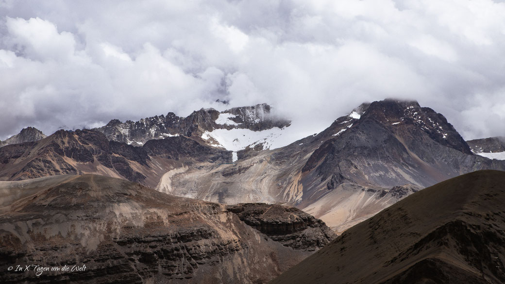 La Paz: Tour zum Chacaltaya & Valle de la Luna