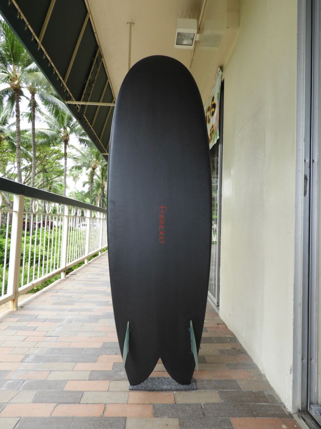 USED BOARDS ハワイ ワイキキ サーフショップ KAION （カイオン） at WAIKIKI SHORE 公式サイト｜日本発